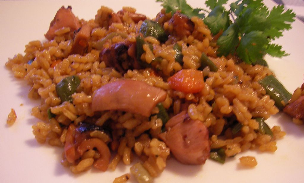 Caldereta de pescados y mariscos
